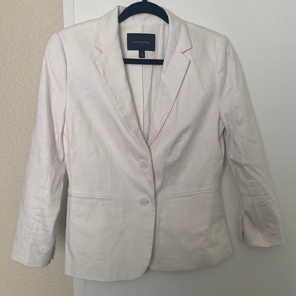 Banana Republic Jackets & Blazers - Banana Republic Linen Blazer
